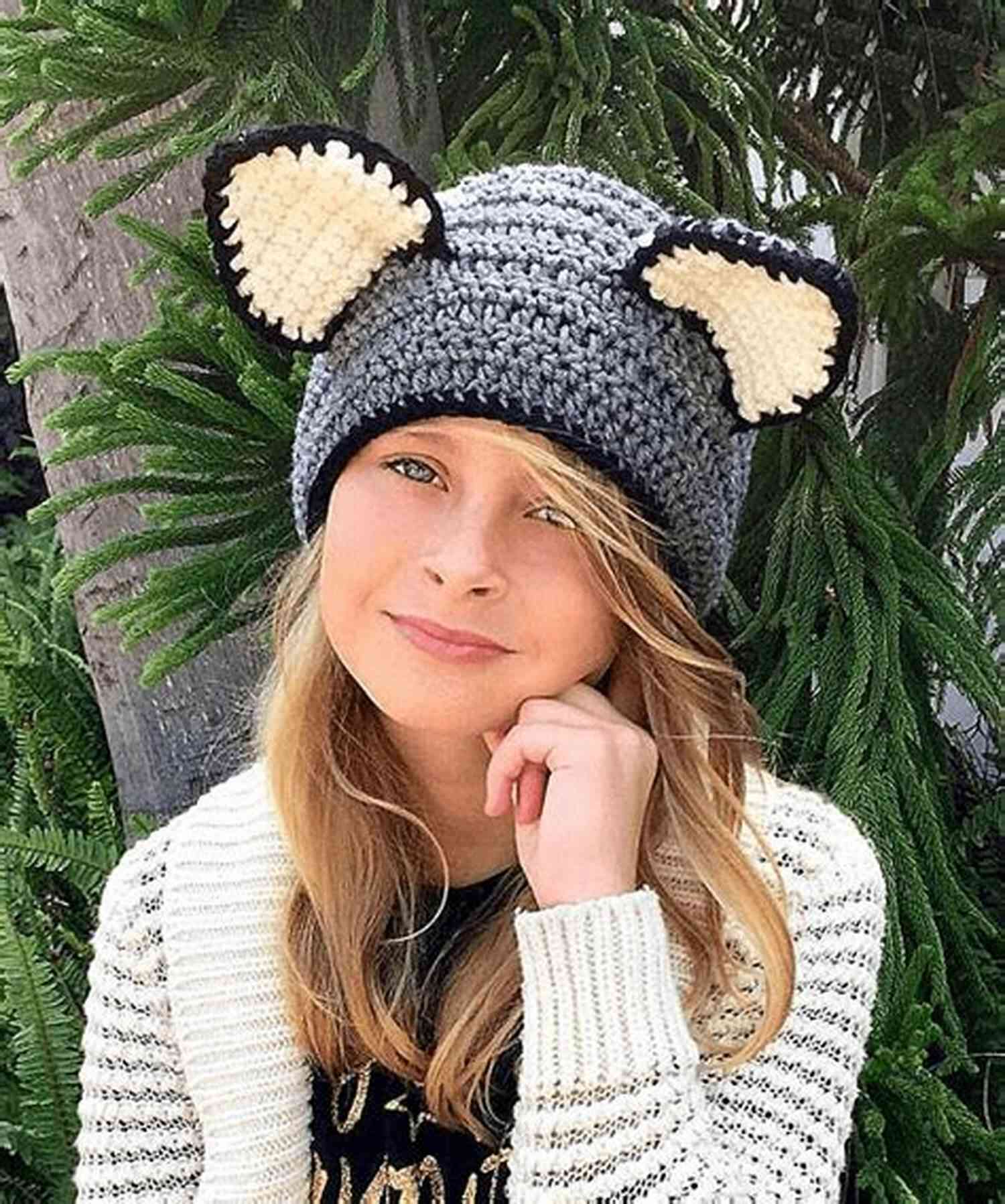 Buttoned Cat Ear Warmer Crochet Pattern Cute Kitty Ear Warmer: Crochet Pattern