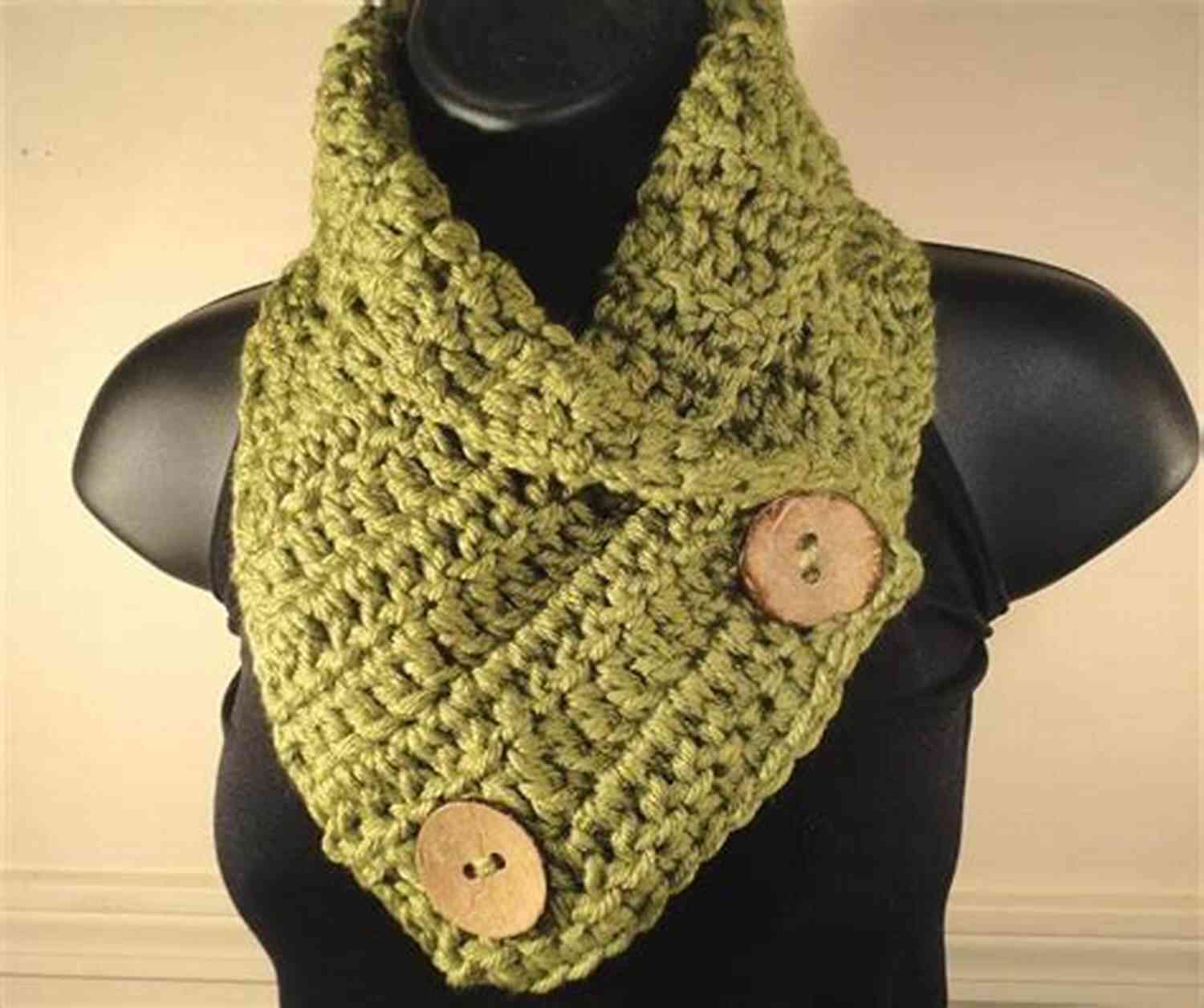 Buttoned Neck Warmer Crochet Pattern Easy Hat Scarf And Neck Warmer Crochet Patterns In 4 Sizes: Baby To Teen/Adult