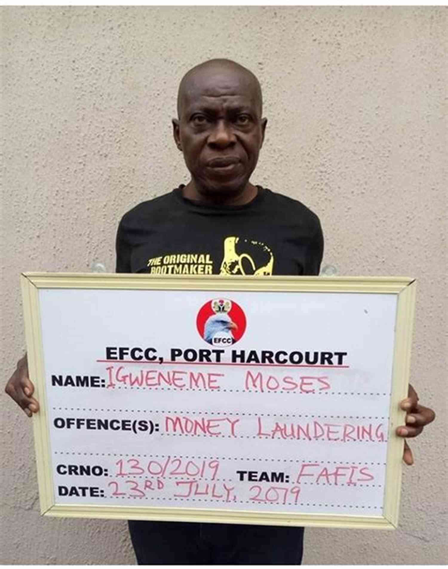 Nigerian Fraudster Duping A Victim Through A Romance Scam TRICKS USE BY THE NIGERIAN INTERNET FRUDSTERS(yahoo Boys): A Safety Guide