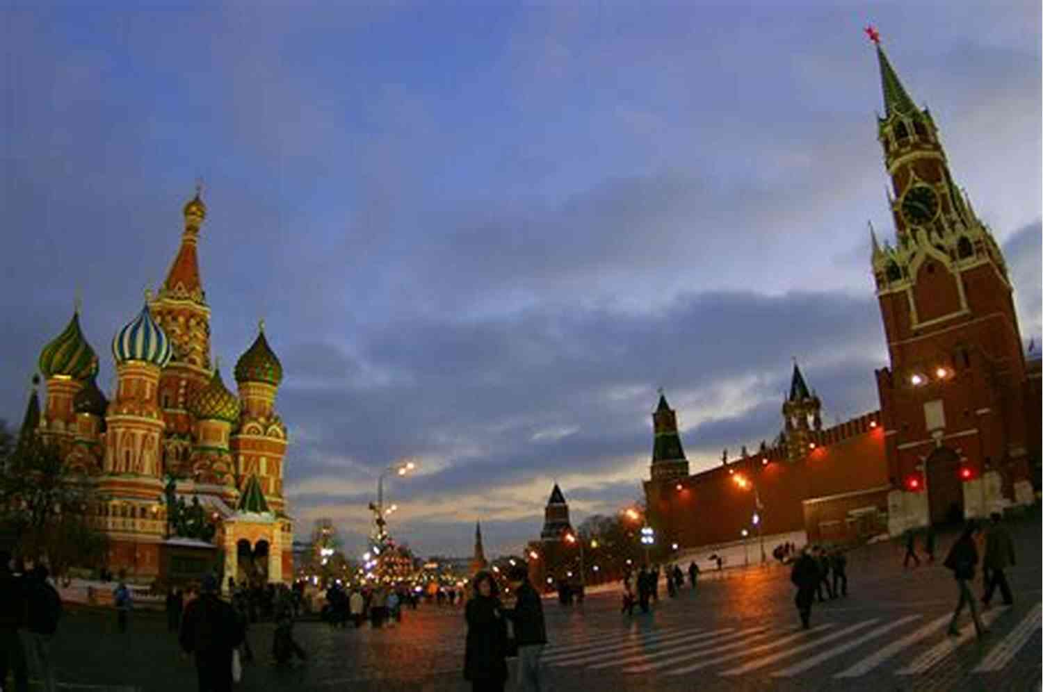 The Breathtaking Beauty Of Moscow's Red Square Lisa S Story (English Russian Edition)
