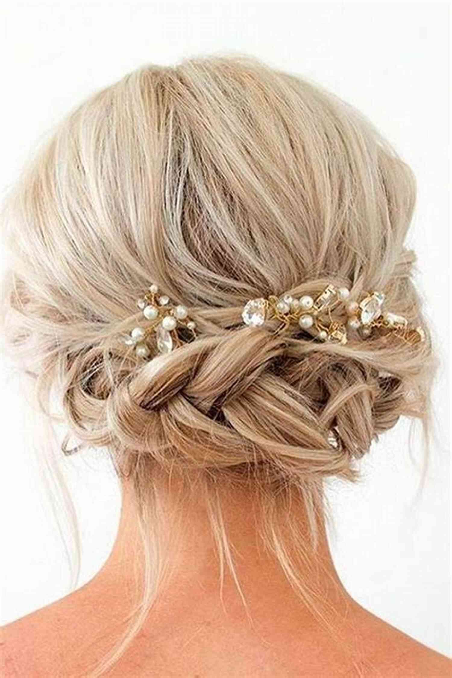 Trends In Women Short Haircuts The Elegant Short Updo Trends In Women S Short Haircuts