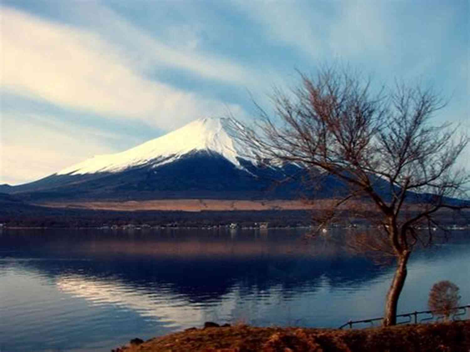 Wintering In The Stunning Japanese Alps Landscape During Winter. Snow Removal: Wintering In The Alps Of Japan (Chronicles Of Travel 1)